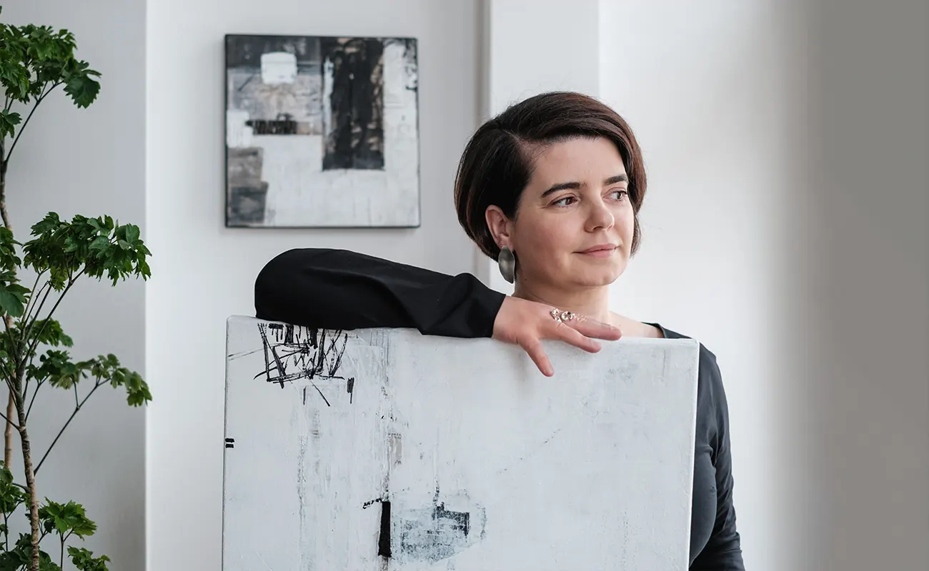 Clara Lemos: From Science to Canvas