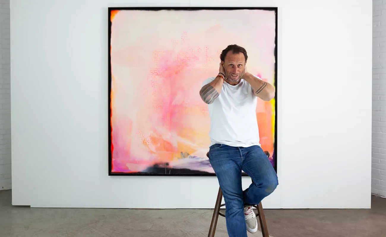 Lucas Thorik: A Journey Through Techno, Surf, and Abstract Art