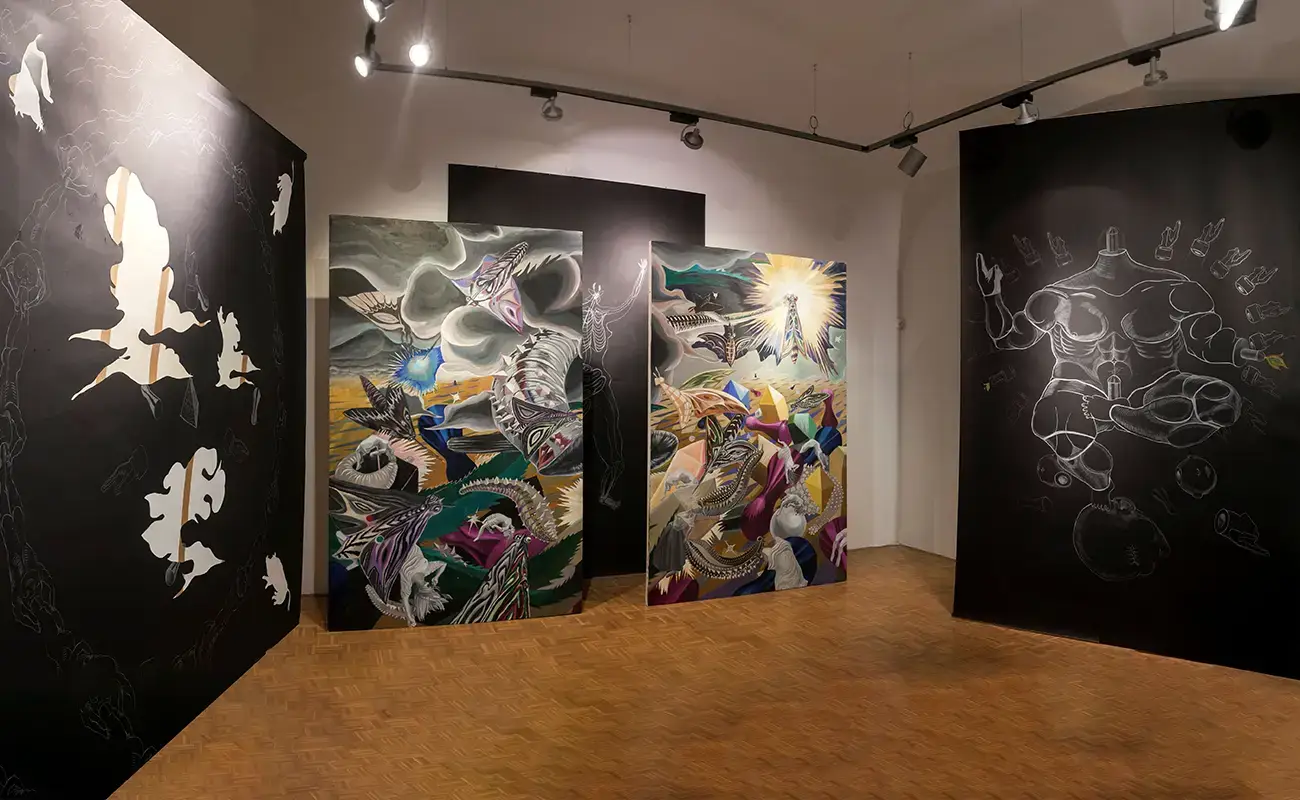 Iva Tratnik: Bodies in Bloom at the Edge of Collapse